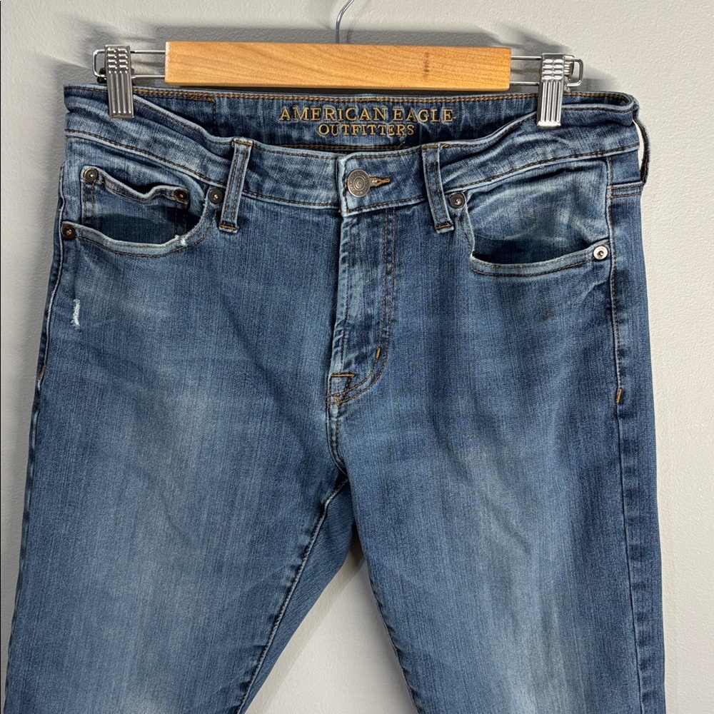 American Eagle jeans Men's Light Blue slim 360° Extreme Flex Jeans - Picture 2 of 12